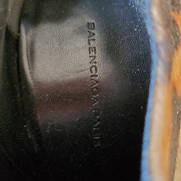 𝅺BALENCIAGA stiletto booties - Picture 9 of 12